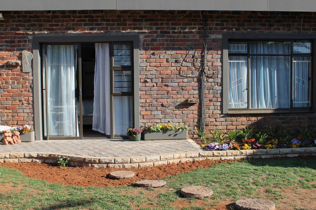 Melsetter'S Guesthouse Bloemfontein Exterior foto